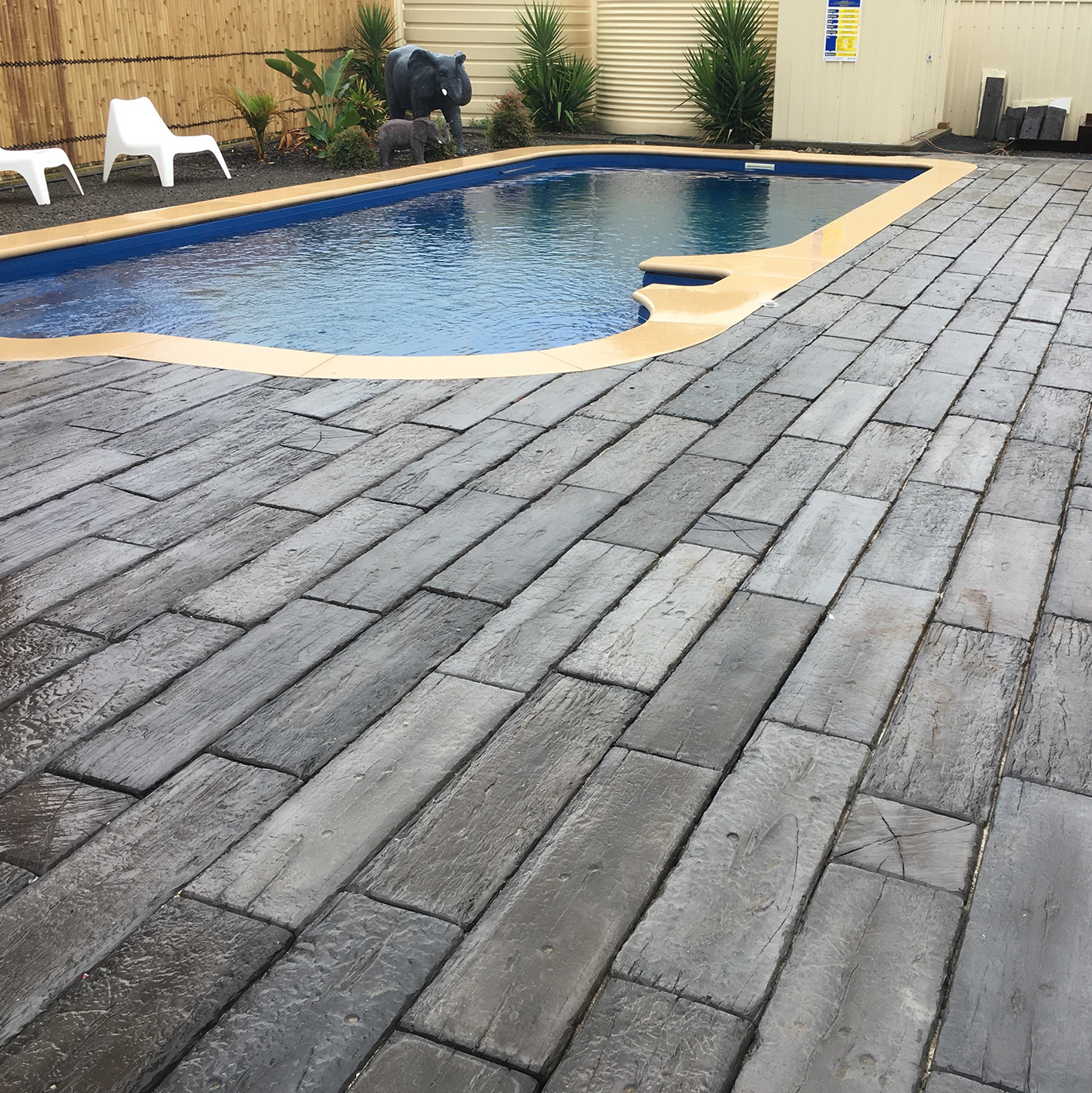 Timber-Stone-Pool-Pavers.jpg