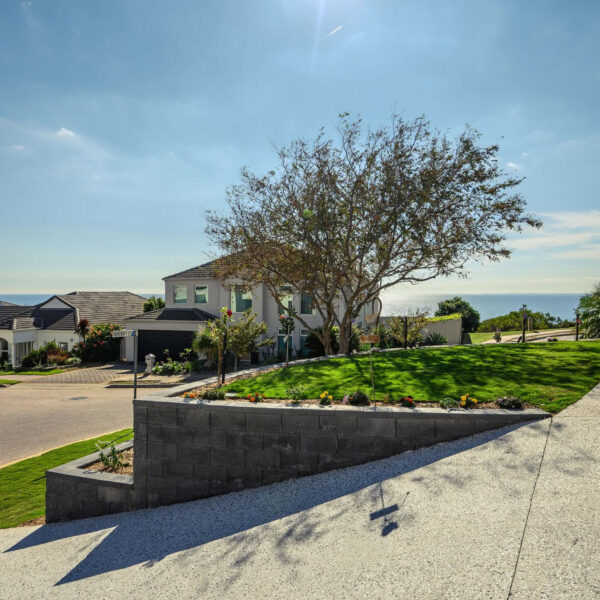 Easy Wall Charcoal Retaining Wall | Southern Earth Landscaping3